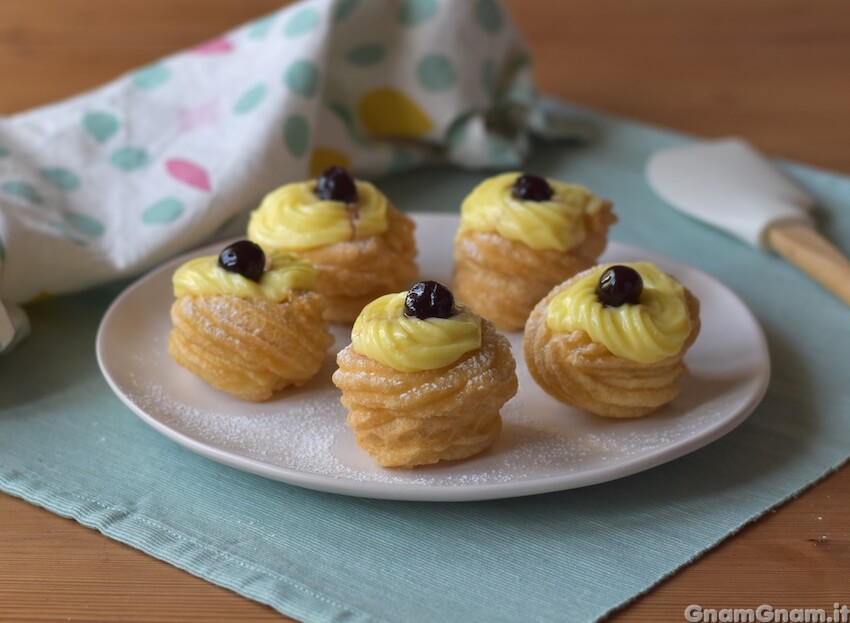 Zeppole di San Giuseppe fritte