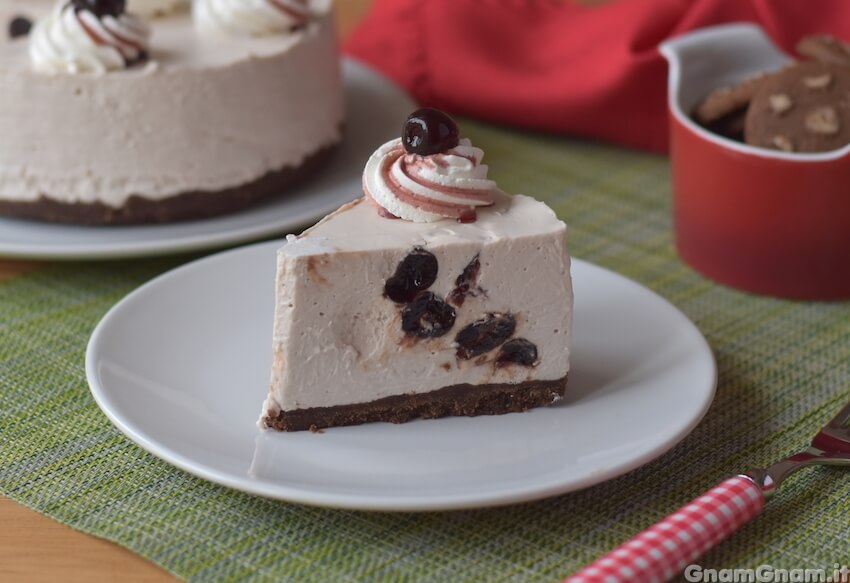 Torta fredda alle amarene Foto finale