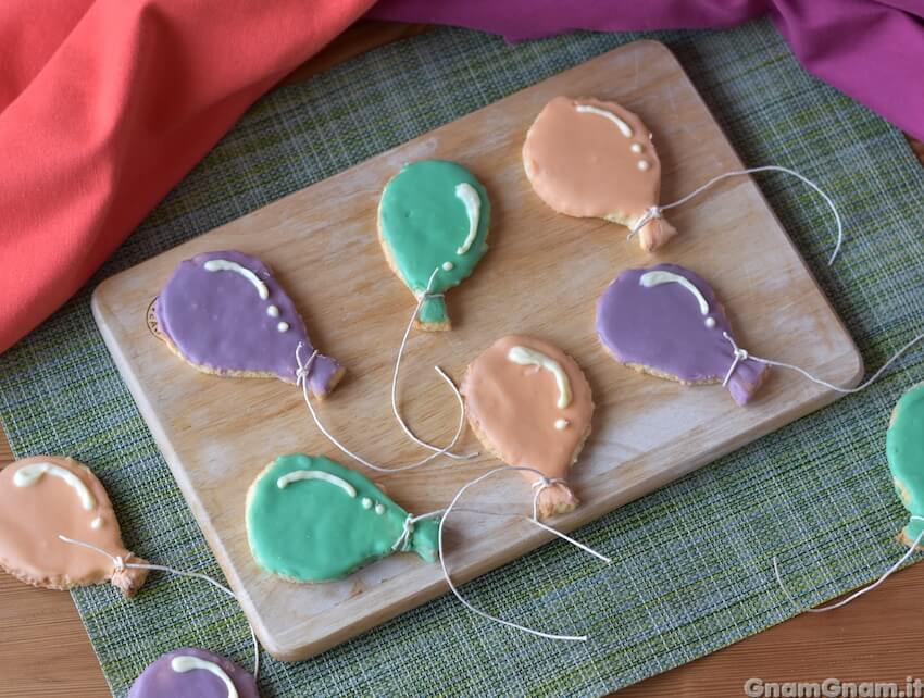 Biscotti a forma di palloncino