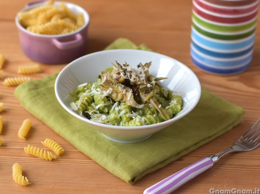 Pasta carciofi e piselli